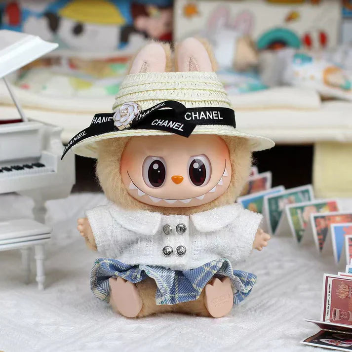 LabubuMania – Outfit CH White (Labubu incluso)