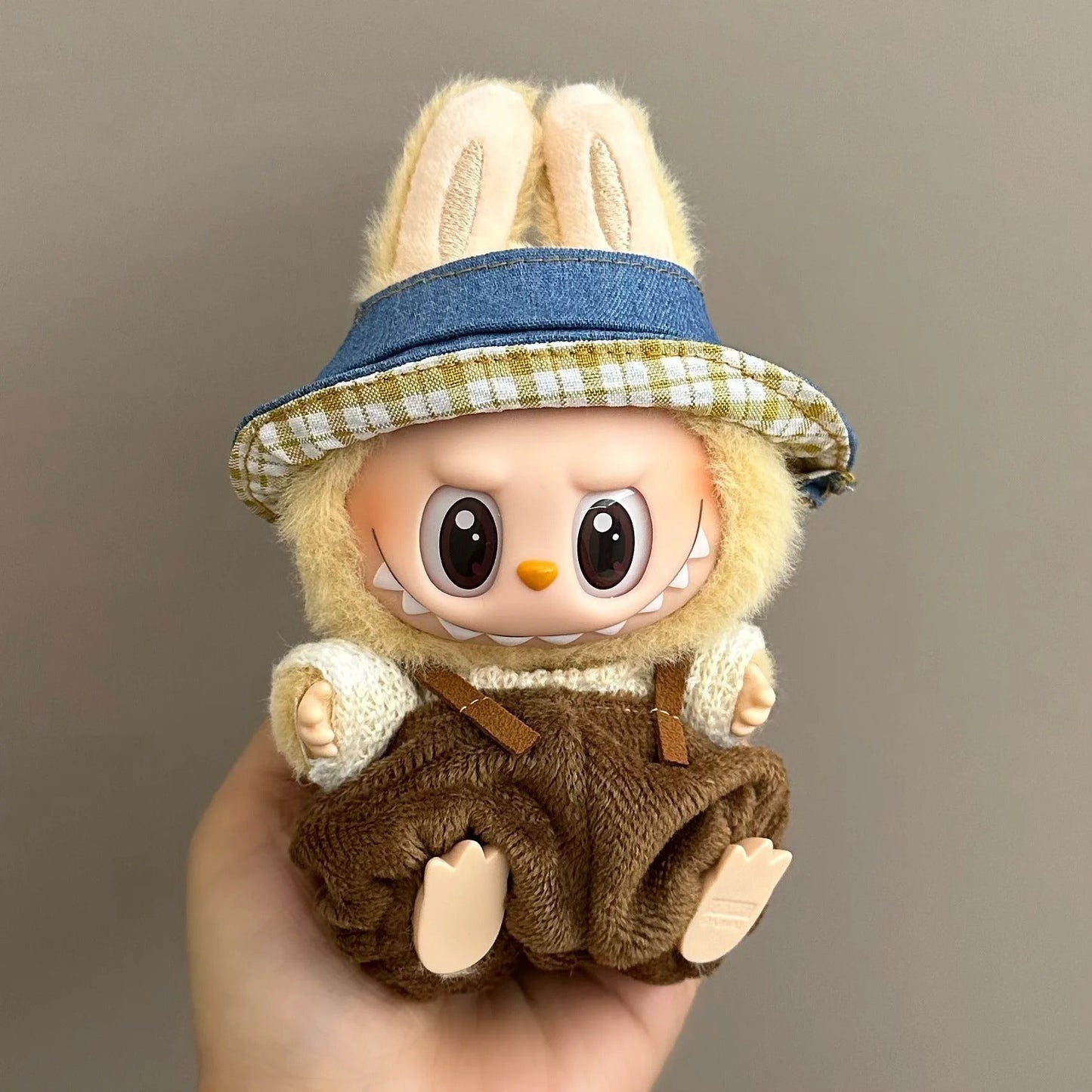 LabubuMania – Outfit Country Style (Labubu incluso)