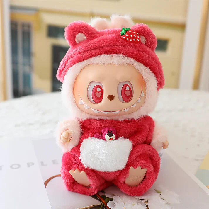 LabubuMania – Outfit Strawberry (Labubu incluso)